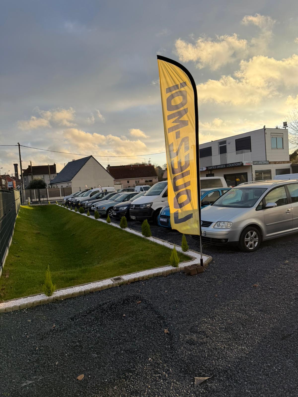 Véhicules d'occasion et utilitaires en location chez Verse Auto
